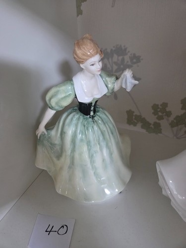 Royal doulton figurines pretty - doulton,