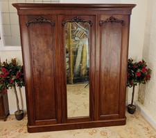 Victorian mahogany triple - mahogany,
