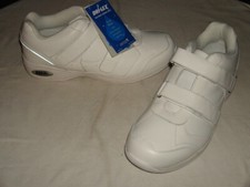 NWT DREW "APOLLO" WHITE LEATHER SNEAKERS SZ. 9.5M