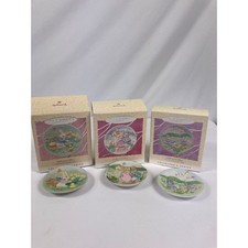 Hallmark Keepsake Ornament Bundle of 3 Easter Plates