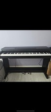 yamaha clavinova clp-250 AWM Piano-  Used