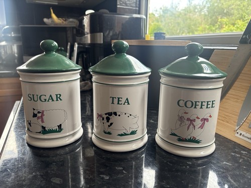 Hornsea pottery farmyard - hornsea,