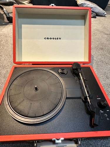 Crosley cruiser cr8005a red - crosley,