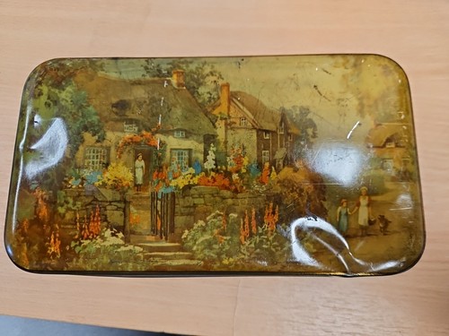 Vintage advertising tin - vintage,
