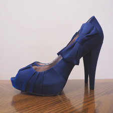 PARIS HILTON Blue Satin 4.5"