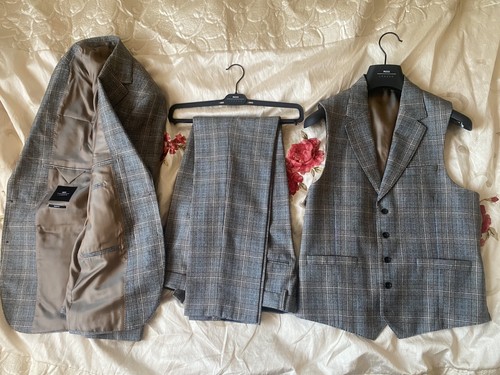 Moss bros men piece suit - moss, men’s