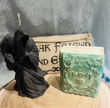 The hobbit Book Candle