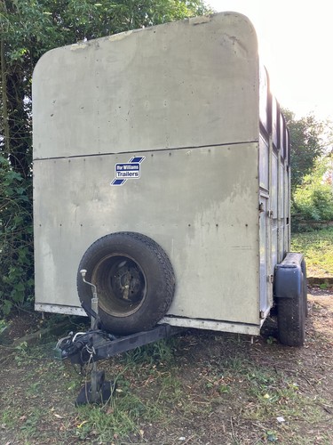 Ifor williams twin axle - twin,