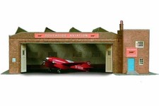Superquick Kits 1:76 Scale Bus