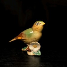Vintage Beswick 1980s Green Finch Bird Figurine  Model 2105