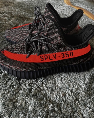 Yeezy 350 carbon belugas - yeezy,