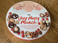 M&S Original Very Merry Munch
