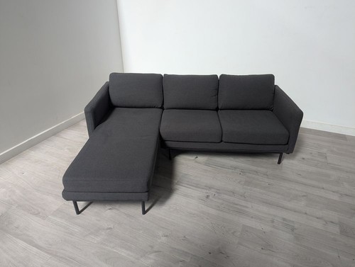 Minimalist grey seater - grey,