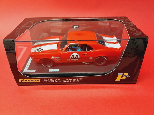 Pioneer p033 camaro z - '68,