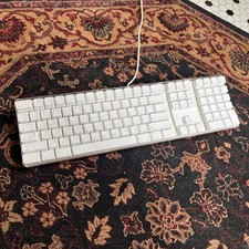 ⌨ Apple A1048 USB Wired