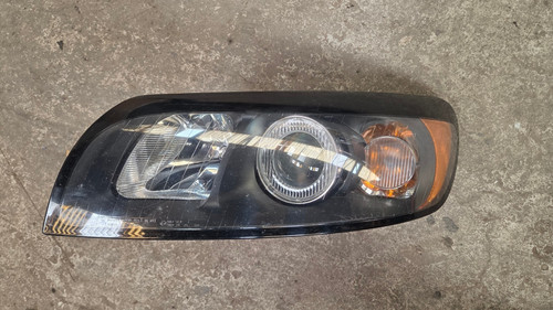 Volvo c30 left - c30, headlight