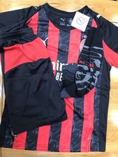 Kids 10-11 Years AC Milan Home Football Kit & Socks New Season With Tag Size 24