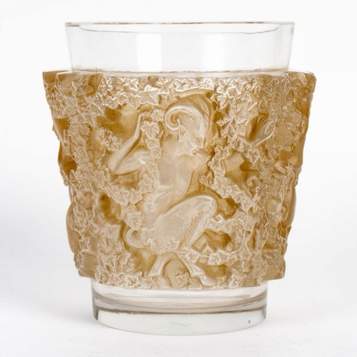 Bacchus vase white patinated