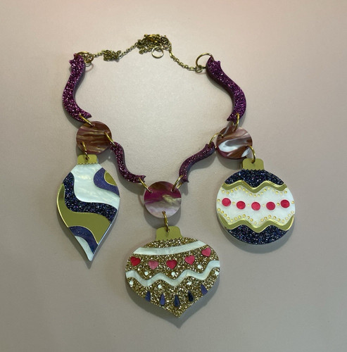 Leopard print bee - , bauble