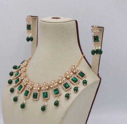 Emerald green gold - gold, pleated