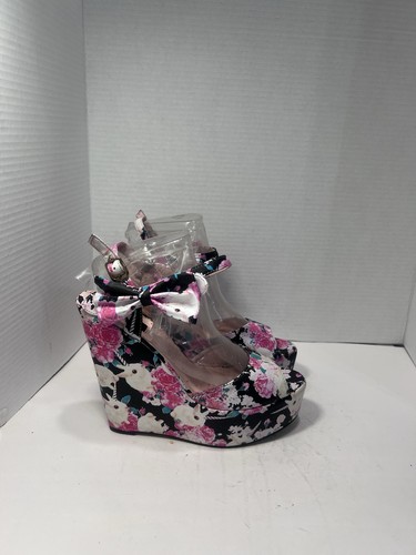 Buns roses wedge - wedge, fist