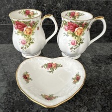 Royal Albert  Old Country