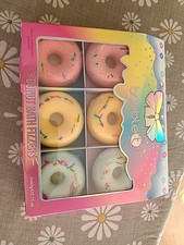 Bubble bath body donut - t,