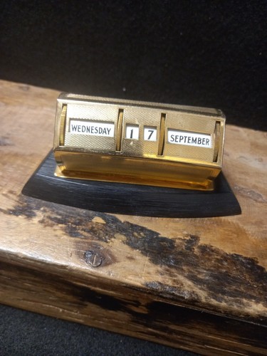 1960 vintage perpetual desk - 1960's,