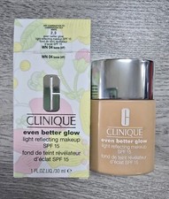 Clinique Even Better Glow Light Reflecting Makeup SPF15 | WN 04 Bone (VF) | 30ml