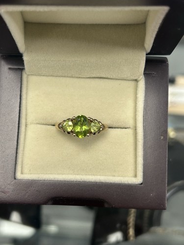9ct gold peridot - gold, ring