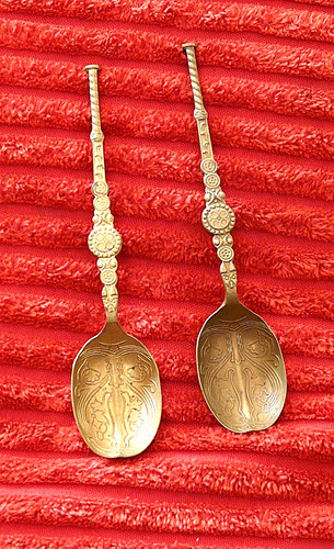Pair coronation vintage - of,
