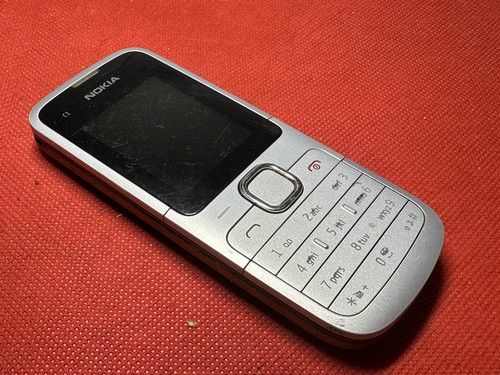 Nokia white gary - c1-01,
