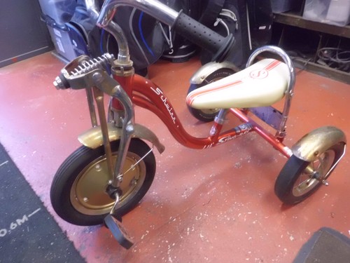 Schwinn lil sting ray super - sting,