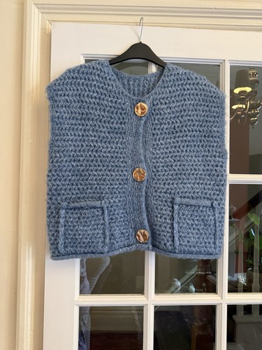 Blue knit boxy vest top - knit,