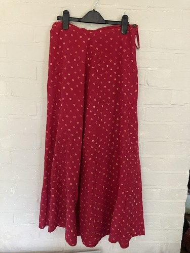 Pretty vintage red - pretty,