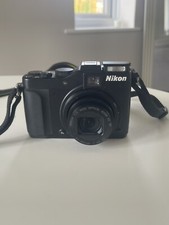 Nikon COOLPIX P7000 10.1MP