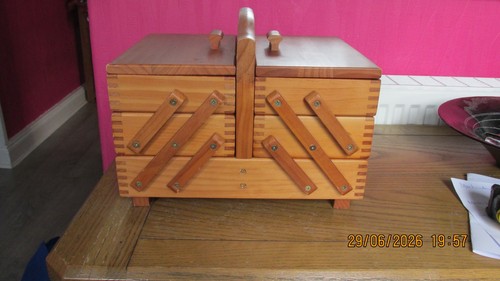 Vintage wooden tier - vintage,