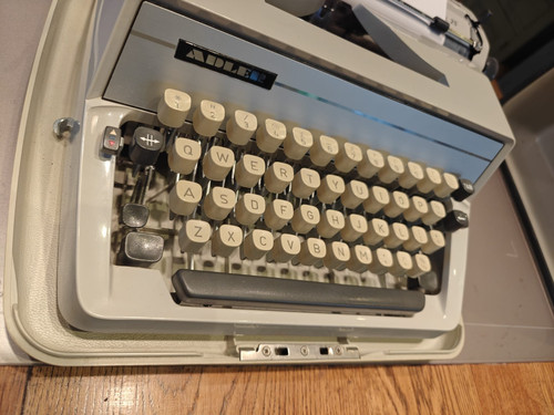 Vintage adler gabrielle - adler, 25