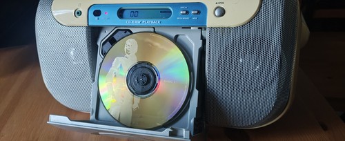 Sony cfd e100l radio - radio, cd