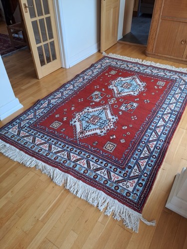 Semi antique handmade wool - handmade,
