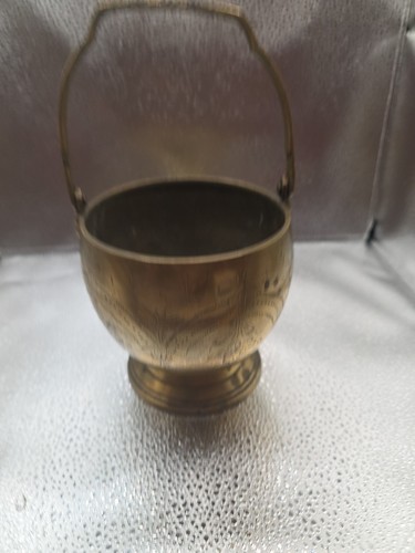 Antique vintage brass - or,