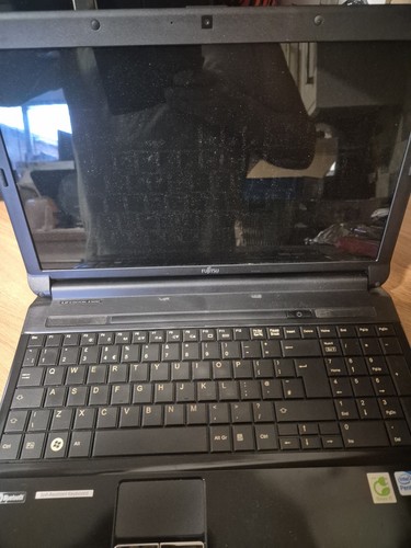 Fujitsu lifebook ah530 - fujitsu,