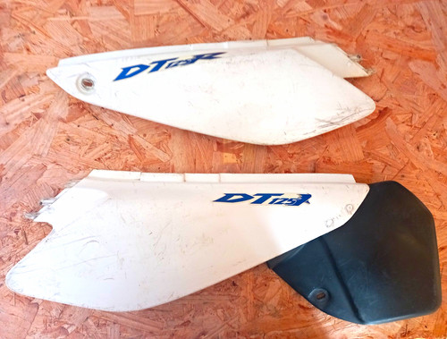 Yamaha dt125re side - 04-07,