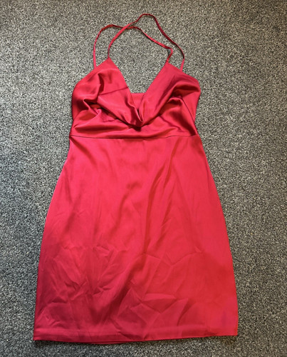 Polly red satin - oh, polyester