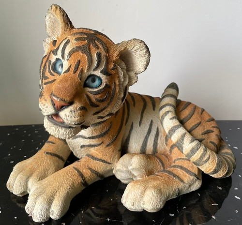 Country artists resin tiger - resin,