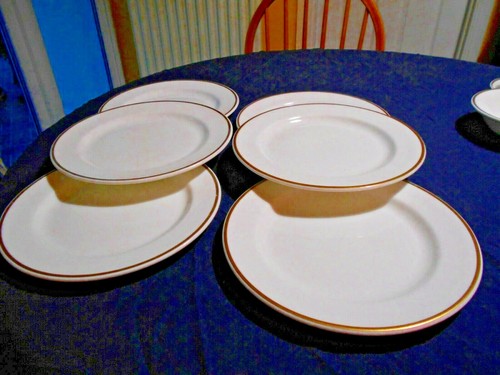 Wedgwood metallised bone