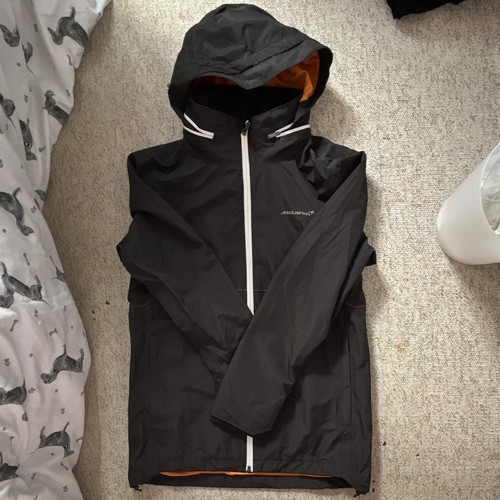 Mclaren formula black - formula, hooded