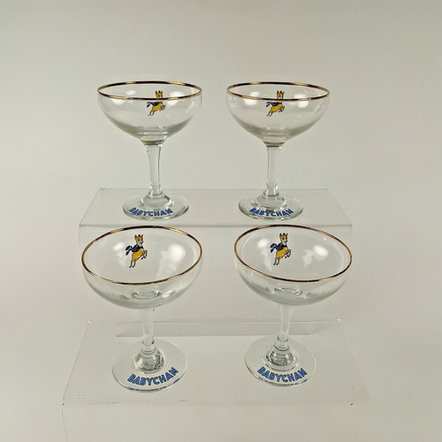 Vintage 1970 babycham - x,