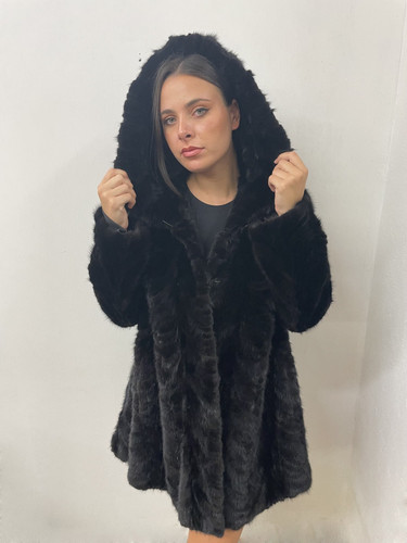 Real fur mink - in, black