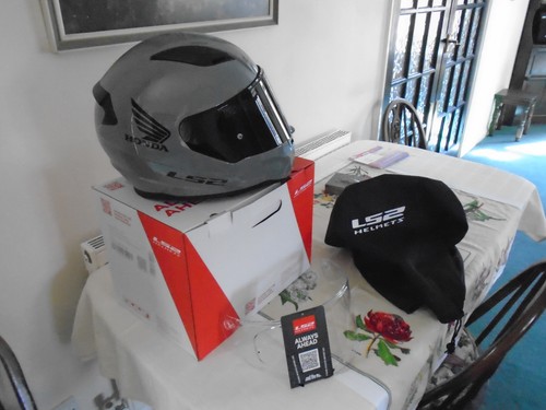 Ls2 rapid motorcycle helmet - motorcycle,